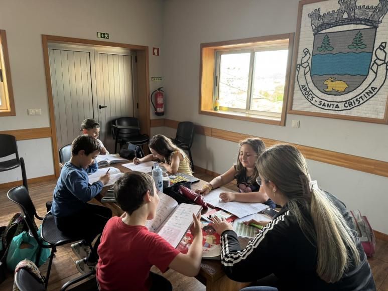 Apoio ao Estudo - Ar&otilde;es Santa Cristina